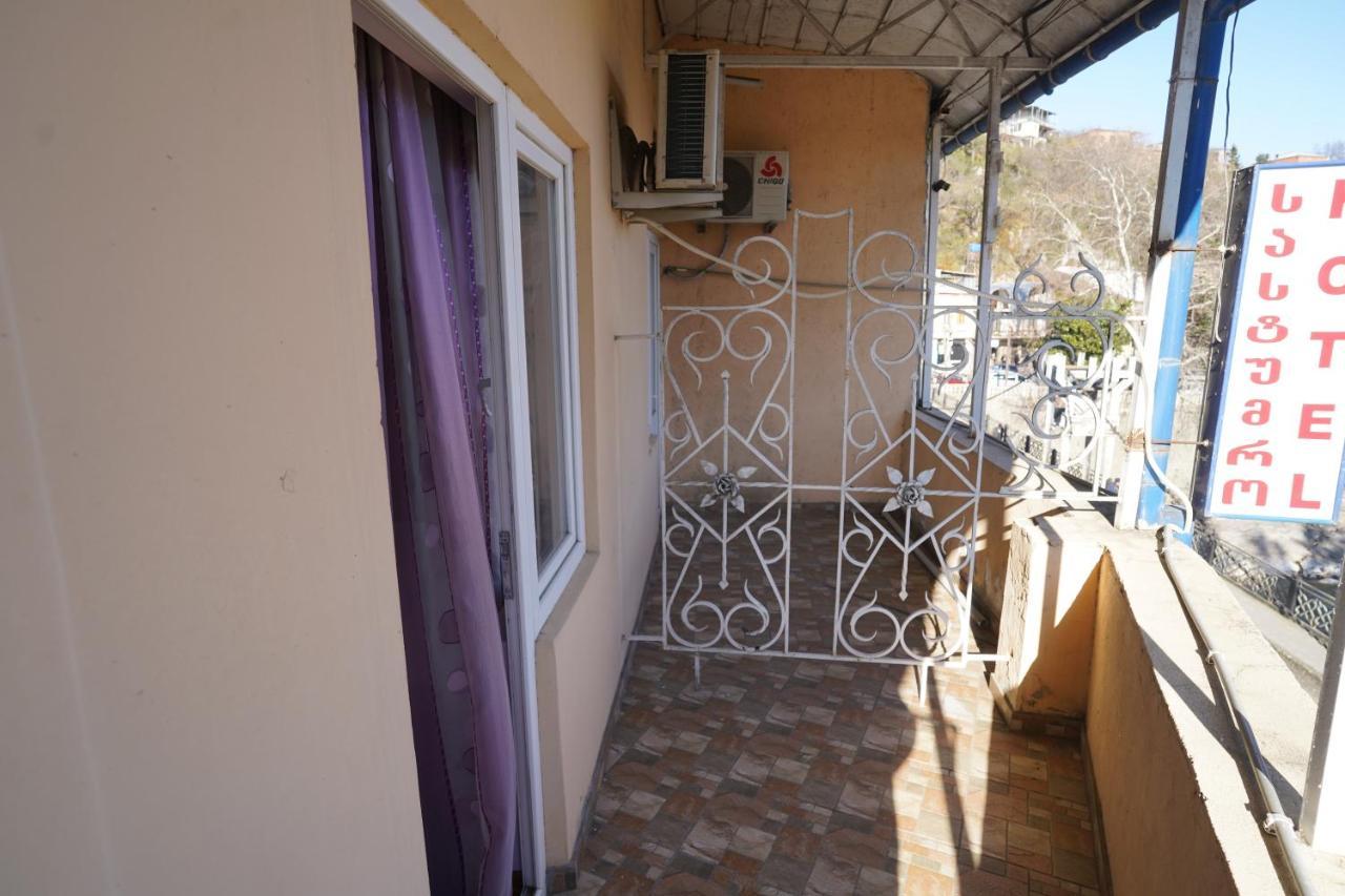 Imperator 1 Hotel Kutaisi Exterior photo